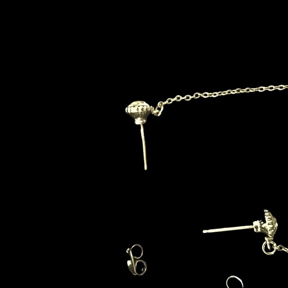 Silver Star White Pom Pom Dangle Fashion Earrings - Picture 6 of 8